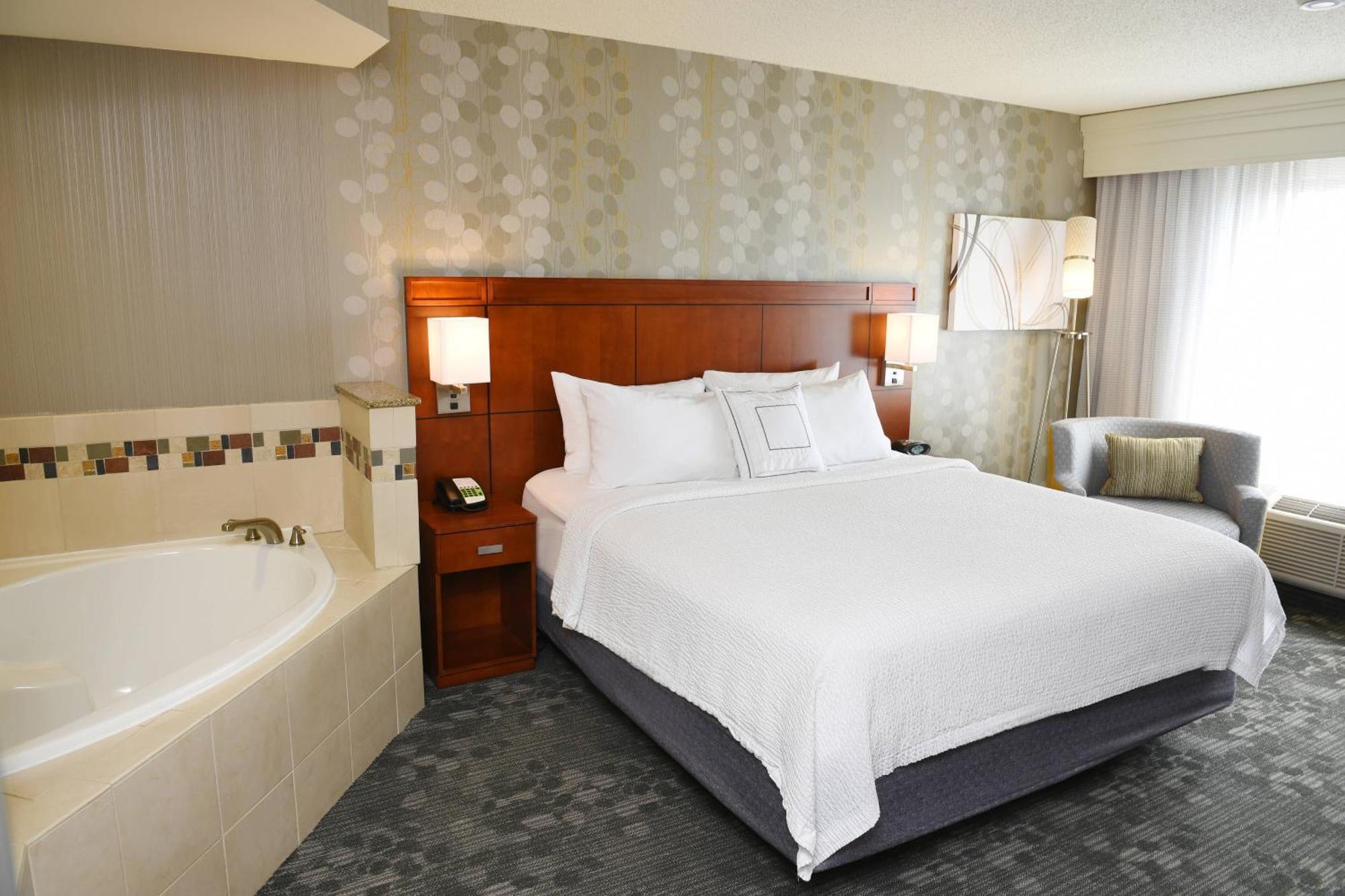 Courtyard By Marriott Sioux Falls Ngoại thất bức ảnh